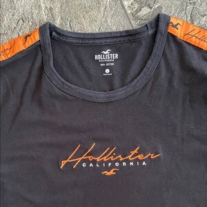 HOLLISTER Y2K Men's Black & Orange Urban Grunge Streetwear Cotton Tshirt